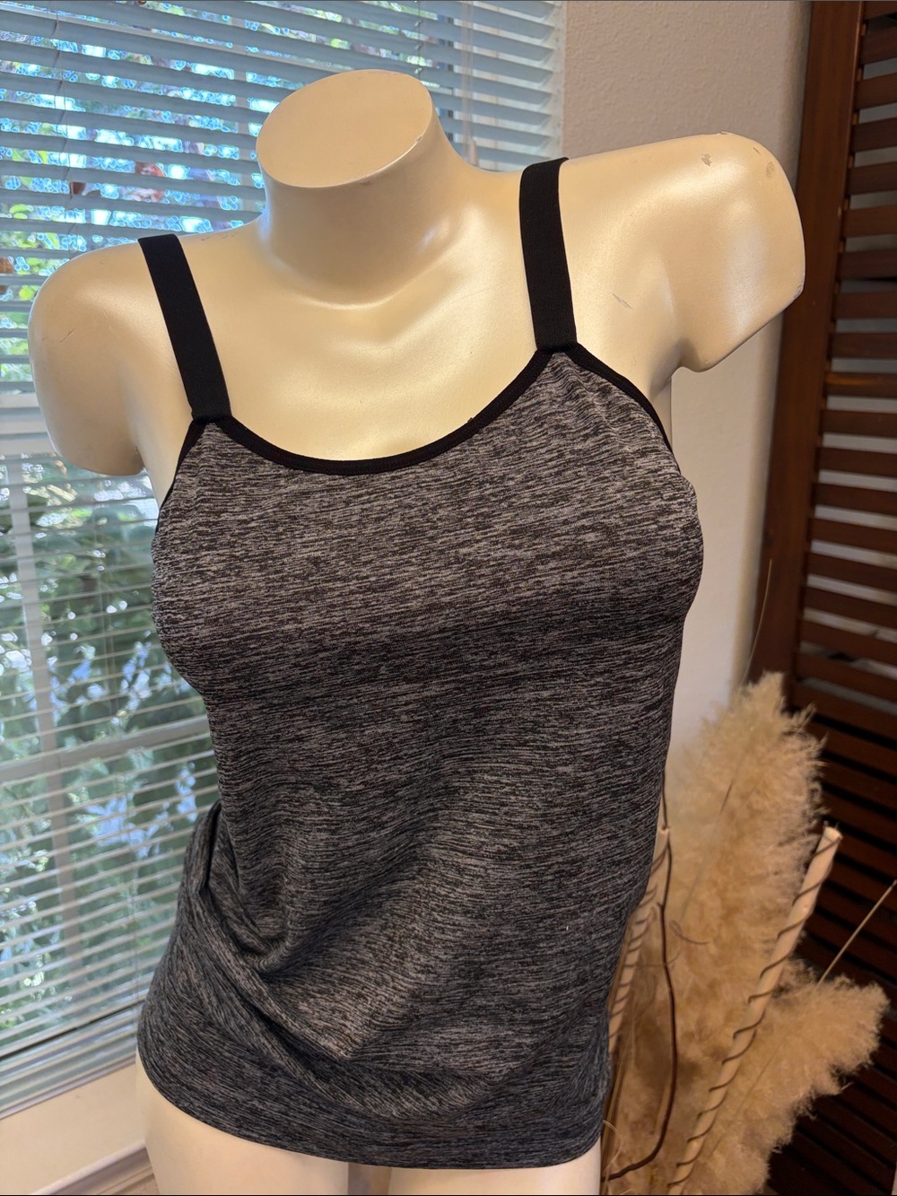 Heather Charcoal Seamless Camisole with Black Trim